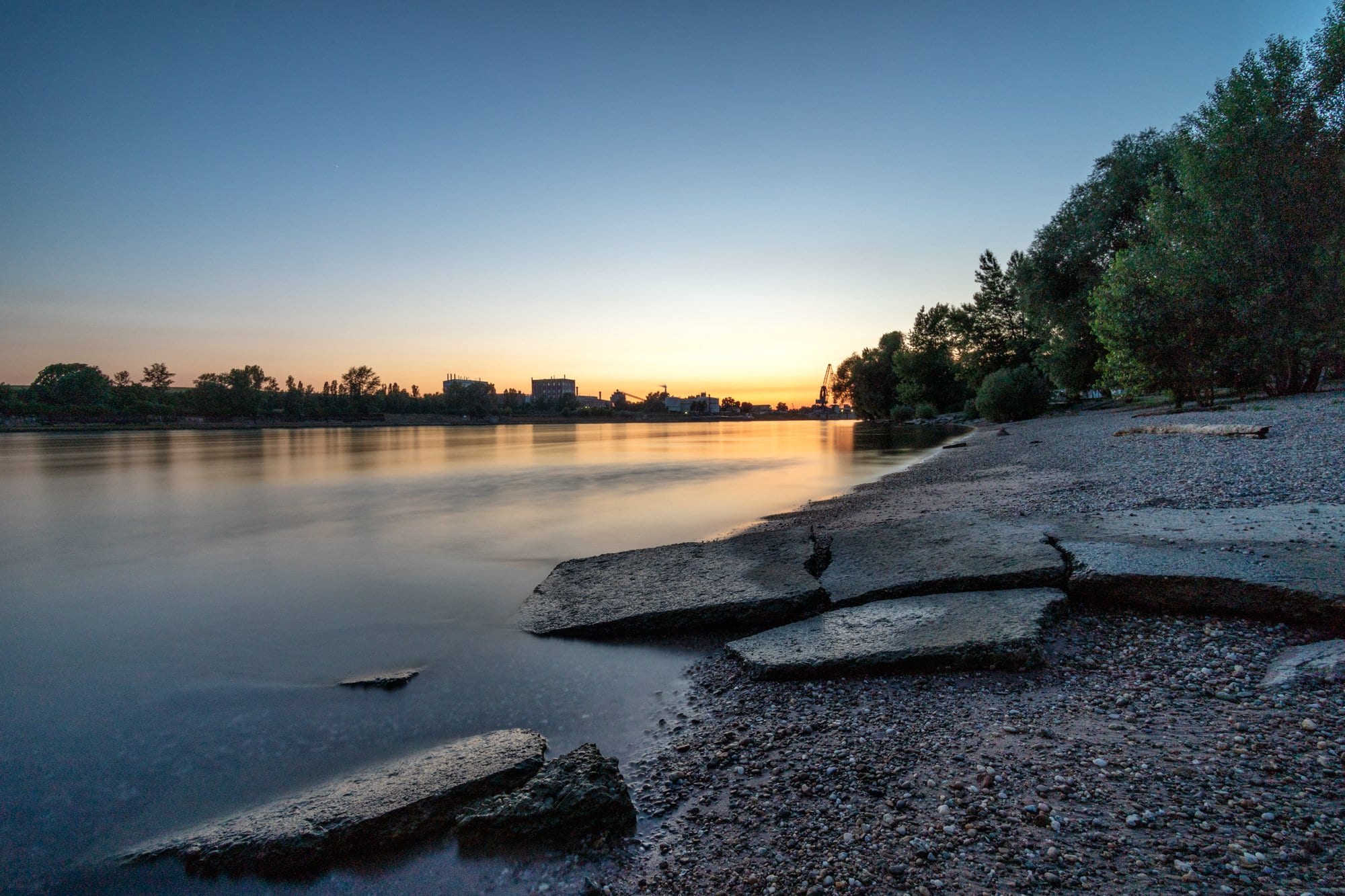 Gestern Abend am Rhein – von Schnaken verstochen aber hat sich gelohnt