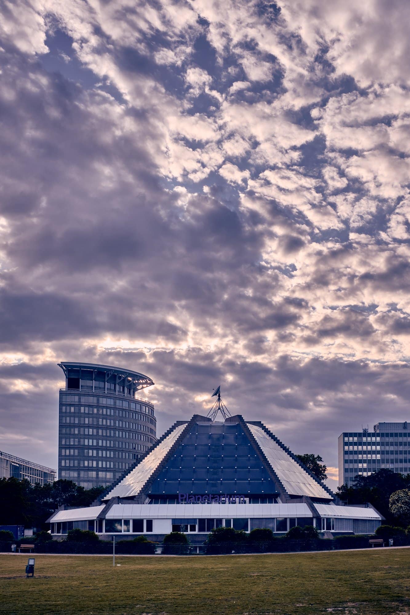 Planetarium II/II