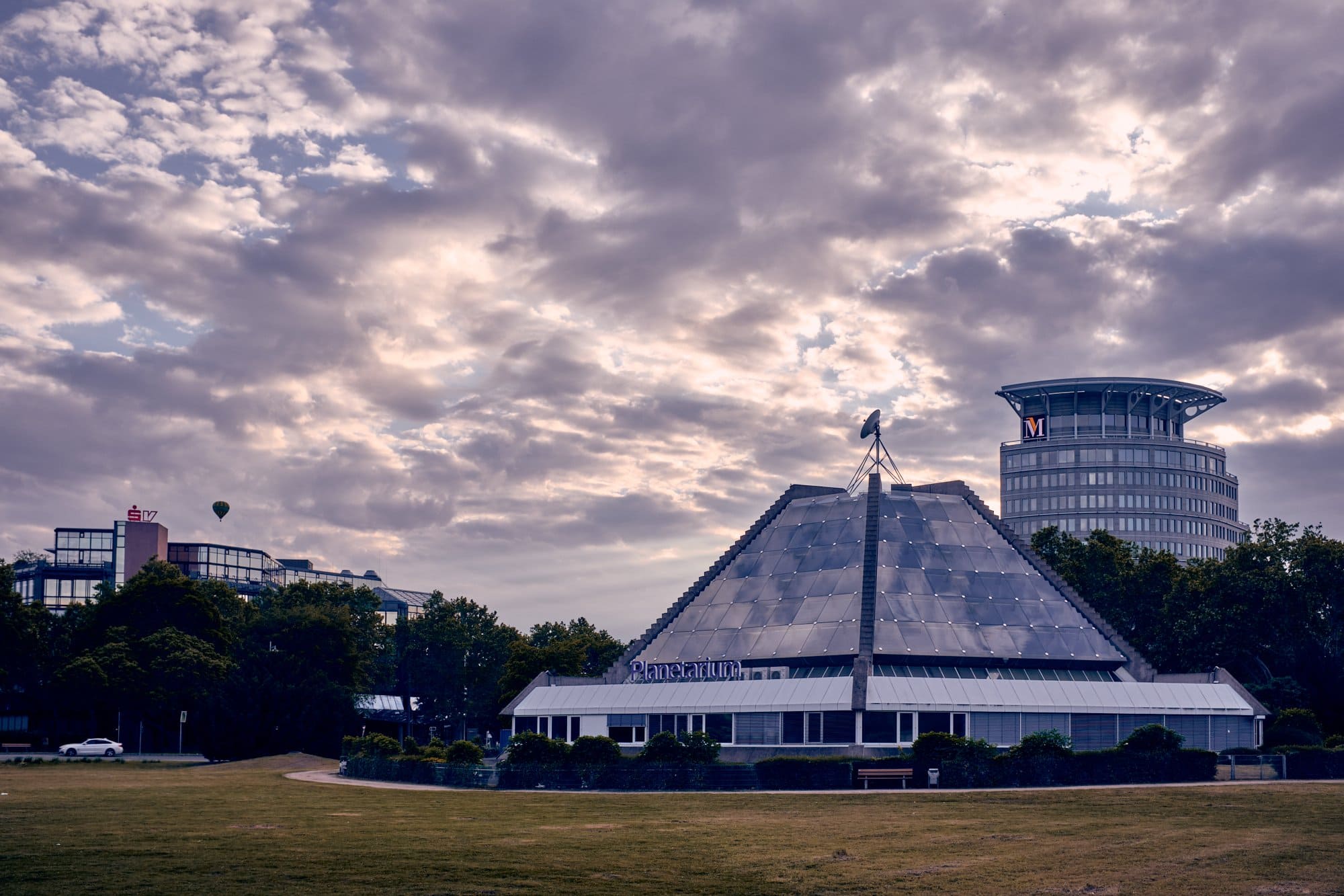 Planetarium I/II